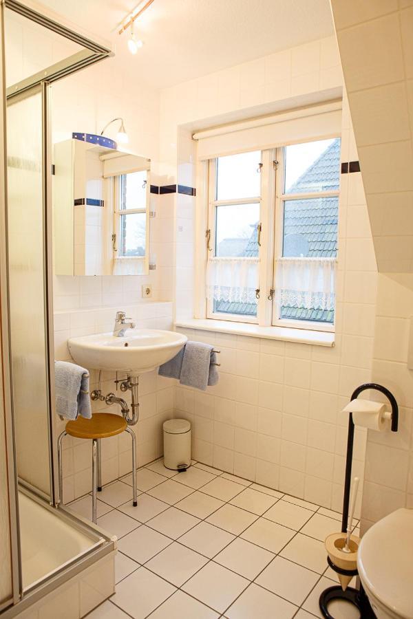 Ferienwohnung Friesennest Oldsum Exterior foto